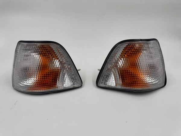 BMW E36 1991-1998 Compatible White Turn Signal Indicator Light Side Marker Set 9403095 9403096