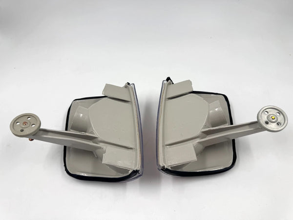 Mercedes-Benz W201 190E 190D 82-93 Compatible USA Turn Signal Light Set Yellow White Right + Left