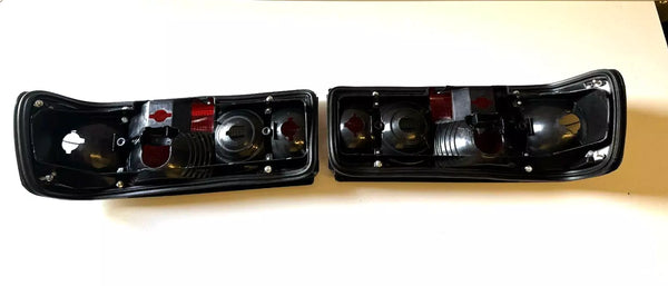 Mercedes-Benz W126 C126 Compatible Smoke Rear Tail Light Taillight Rear Lamp 2 Pieces