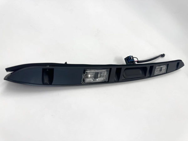 BMW E46 Sedan 323i 325i 328i 330i Compatible Trunk Lid Grip with Key Button 51137170966