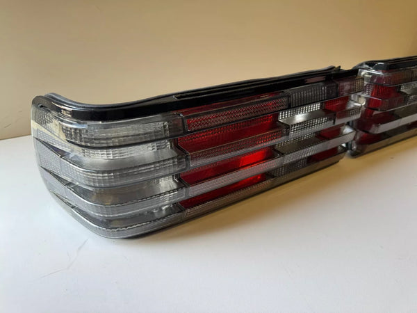 Mercedes-Benz W126 C126 Compatible Smoke Rear Tail Light Taillight Rear Lamp 2 Pieces