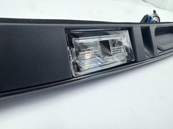 BMW E46 Sedan 323i 325i 328i 330i Compatible Trunk Lid Grip with Key Button 51137170966