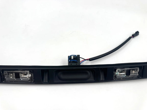 BMW E46 Sedan 323i 325i 328i 330i Compatible Trunk Lid Grip with Key Button 51137170966