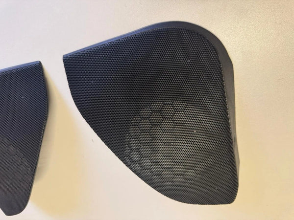 Mercedes C Class W202 1993-2000 C220 Compatible Rear L+R Door Card Speaker Mesh Grille