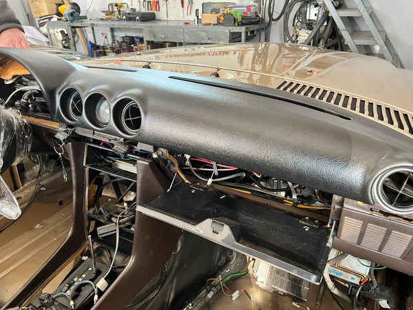 Mercedes R107 SL SLC 1972-1989 Compatible Black Dashboard Cover Dash Cap Protector