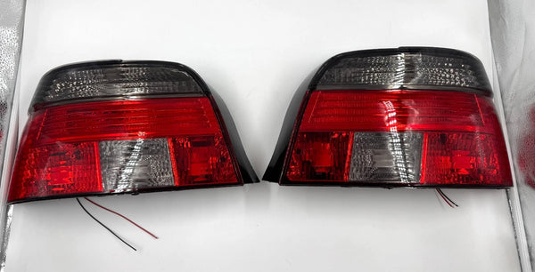 BMW E39 5 Series Sedan Compatible Tail Light Set