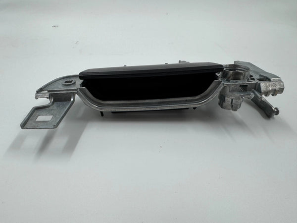 BMW E34 1988-1995 (51218148617) 520i 525i M5 Compatible Front Left Door Handle Outer