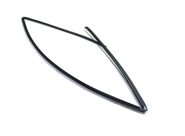 BMW E39 96-00 Compatible Rear Windshield Upper Rubber Seal Gasket 51318159785